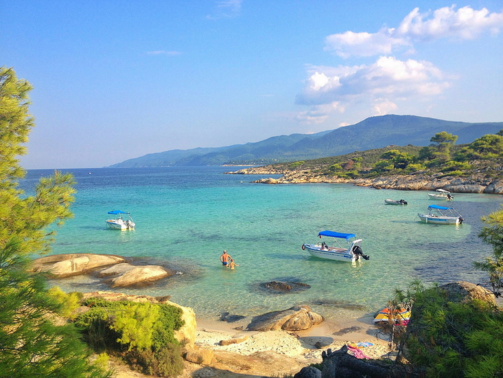 Mirsini plaža, Diaporos 